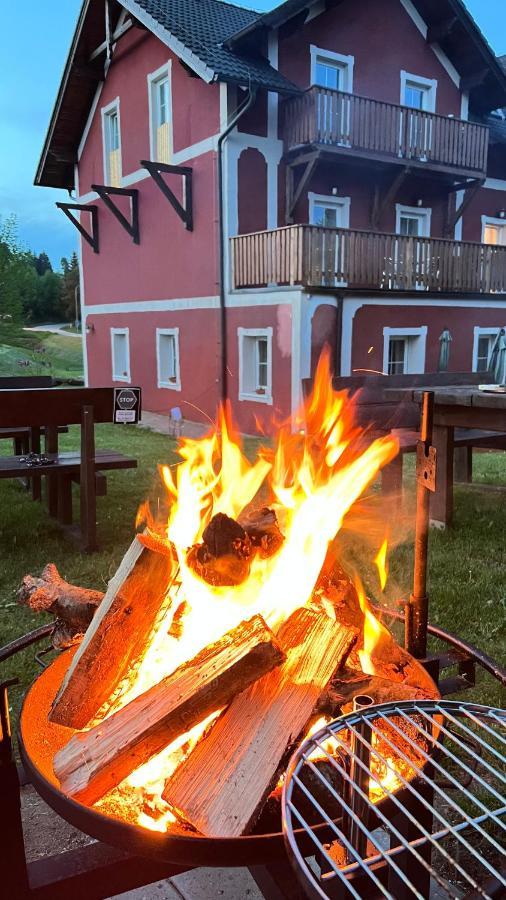 Hotel Barborka Přední Výtoň Bagian luar foto